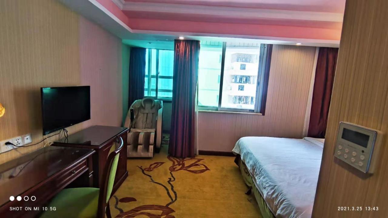 Vienna Hotel Shenzhen Railway Station Exteriör bild
