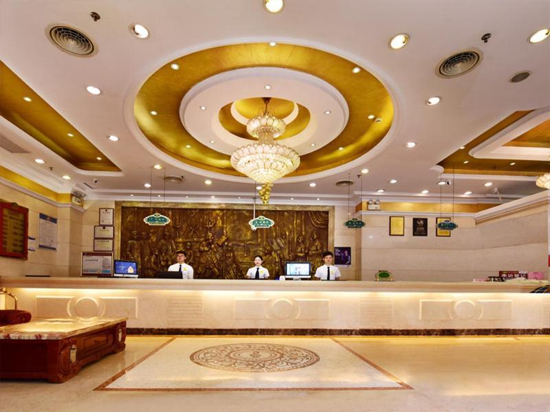 Vienna Hotel Shenzhen Railway Station Exteriör bild