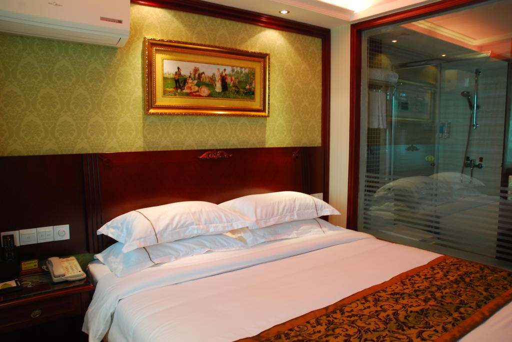 Vienna Hotel Shenzhen Railway Station Rum bild